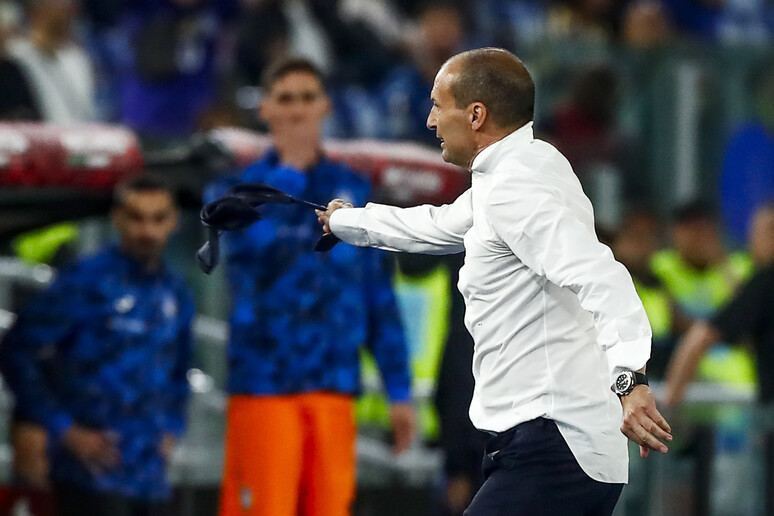 Juventus demite o técnico Massimiliano Allegri após conquistar o título